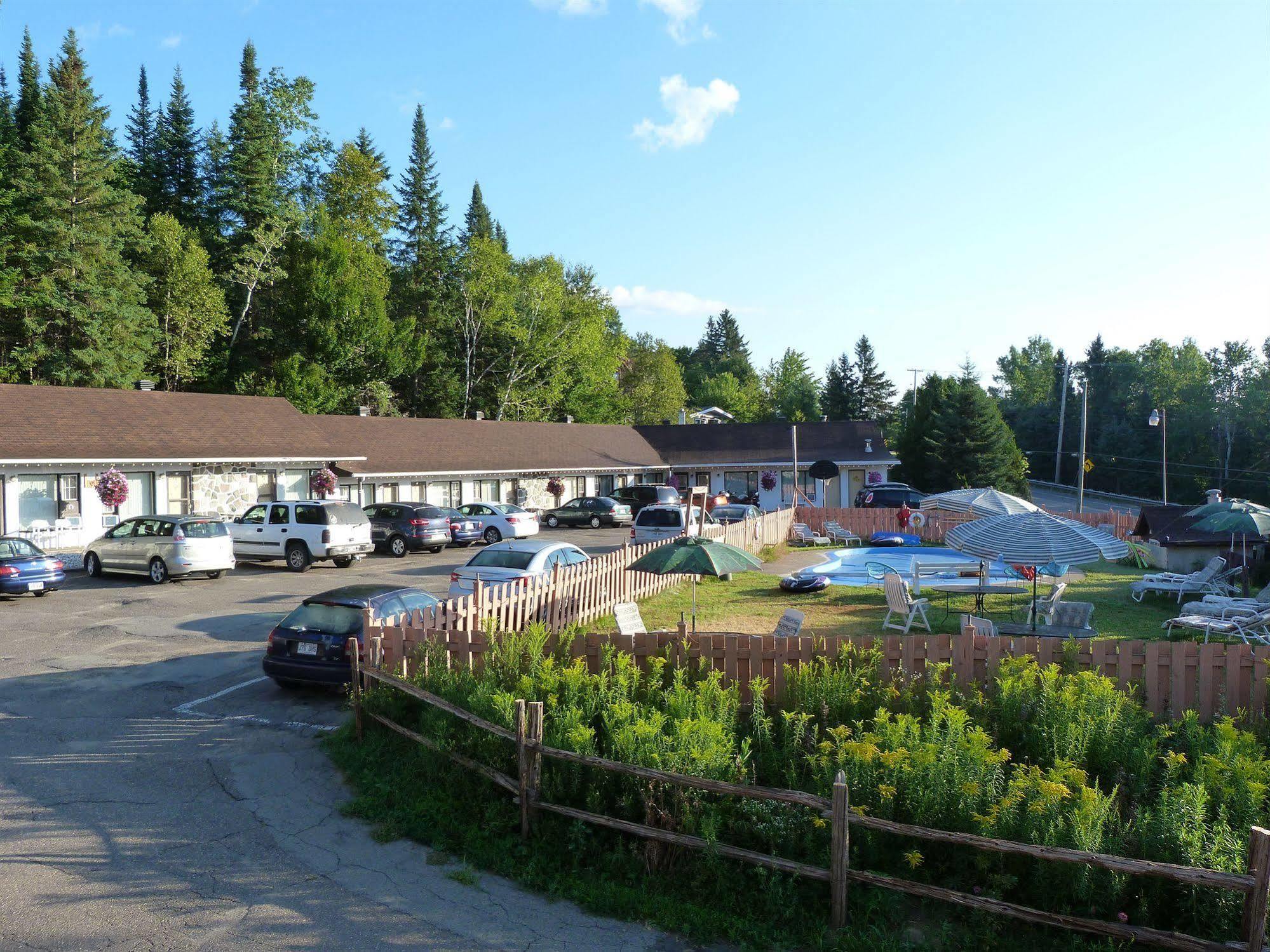 Motel Des Pays D'en 2*